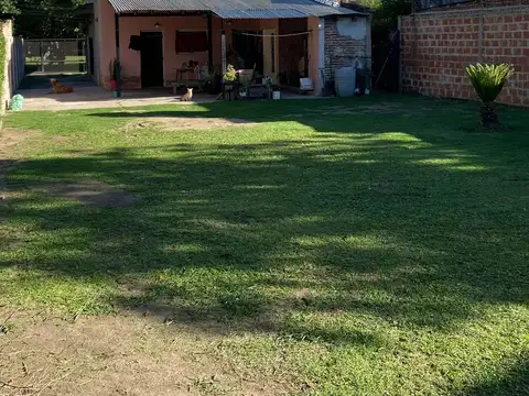 Casa 4 ambientes con 1 baño