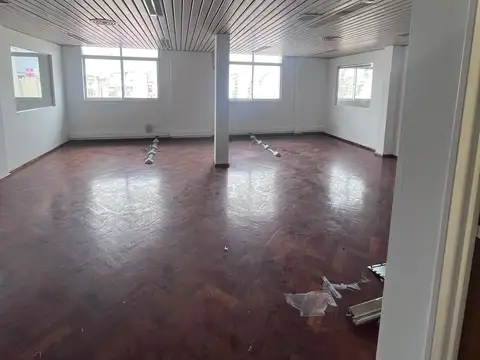 Oficina en Alquiler en Monserrat, CABA