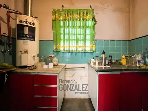 Casa a refaccionar con gran potencial comercial