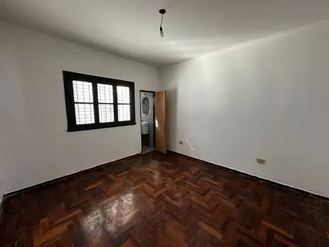 Depto Tipo Casa en Venta 46 años