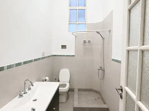 Depto Tipo Casa en Venta en Caballito Sur, USD 94.000
