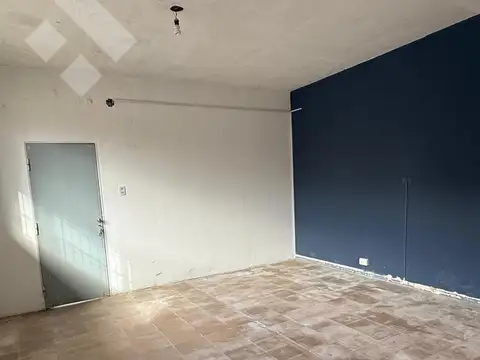ALQUILER GALPÓN 264m2 - B° ARÉVALO, CIPOLLETTI