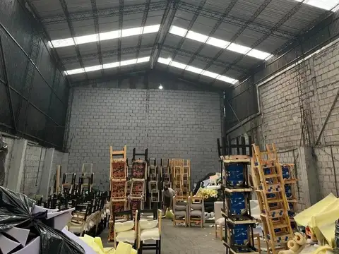 Galpon en Venta 10  mts Fondo