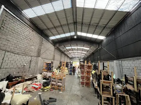 Galpon en Venta en Loma Hermosa, USD 175.000