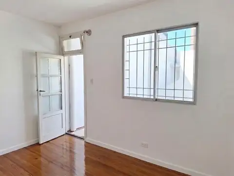 Depto Tipo Casa en Alquiler de 1 dormitorio