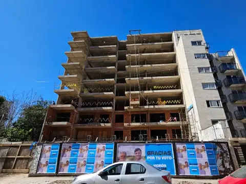 Departamento de 2 amb en Construcción- Venta- Moron Sur