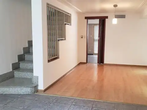 CASA DE 3 DORMITORIOS EN VENTA ROSARIO zona rio se toma permuta/ APTA A CREDITO