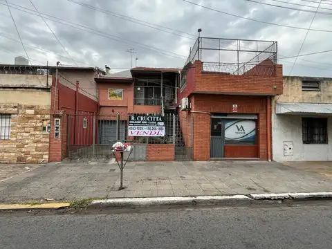 Exc. propiedad multifamiliar con local