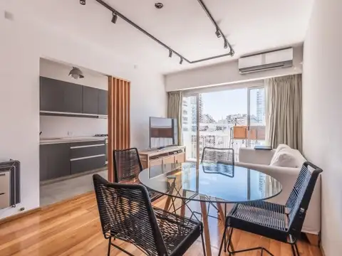 VENTA. 2 AMBIENTES. RECICLADO - CON BALCÓN Y MUCHA LUZ.  PALERMO SOHO.