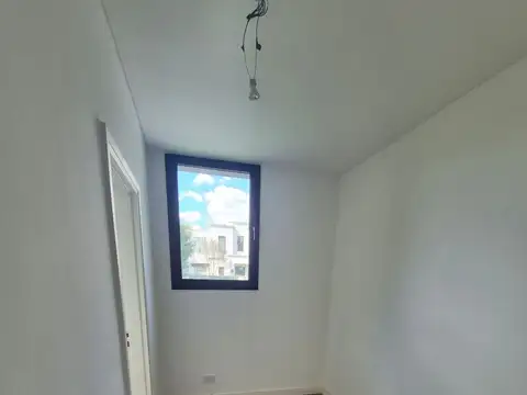 Casa 7 ambientes con 3 baños