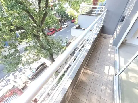 Juan B. Ambrosetti 800, Piso 3