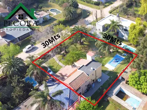 Casa - El Candil - Las Camelias 2300- Belen de Escobar
