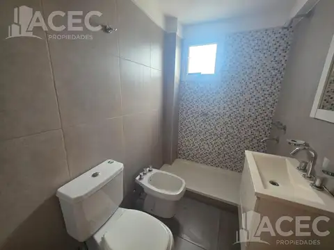 27 de Febrero 1600 - Piso 6º Dpto 02