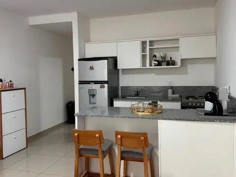 MONOAMBIENTE EN ALQUILER CON BALCON Y AMENITIES.