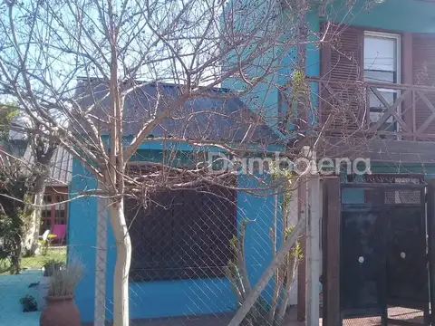 Casa Chalet  en Venta o permuta ubicado en Paso del Rey, Moreno