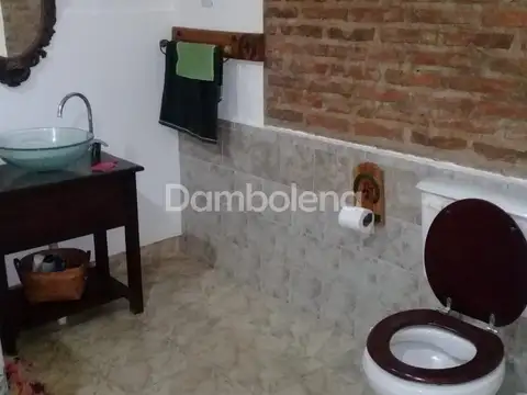 Casa Chalet  en Venta o permuta ubicado en Paso del Rey, Moreno