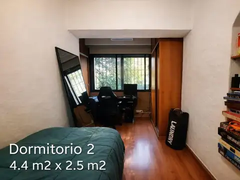 Casa 4 ambientes con 2 baños
