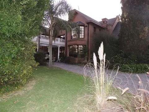 Casa en Venta de 4 dormitorios