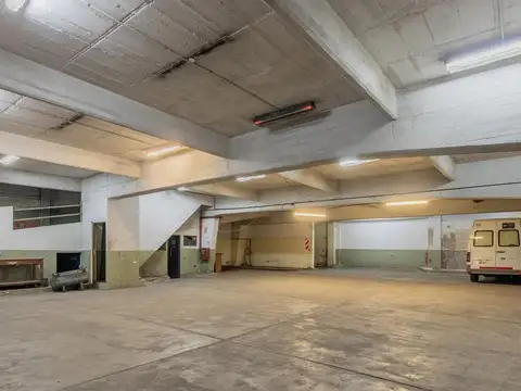 Local en Venta en Parque Patricios, USD 4.000.000