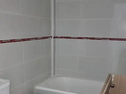 3 AMBIENTES  FRENTE COCHERA CON TZA PROPIA