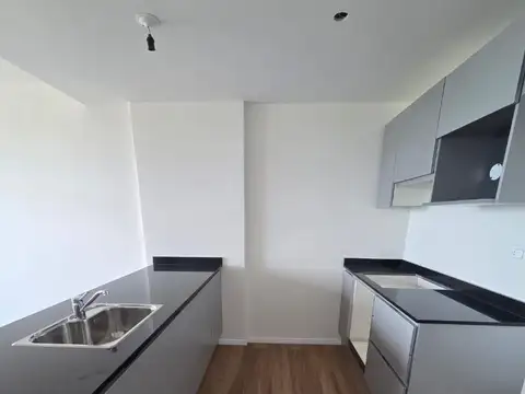 1 De Enero 2400 , Piso 8