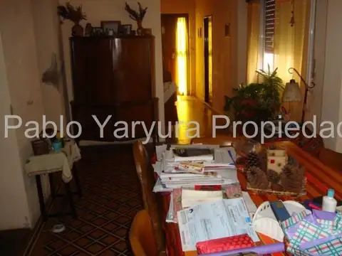 Casa - Venta - Argentina, Tres de Febrero - CASEROS 3234