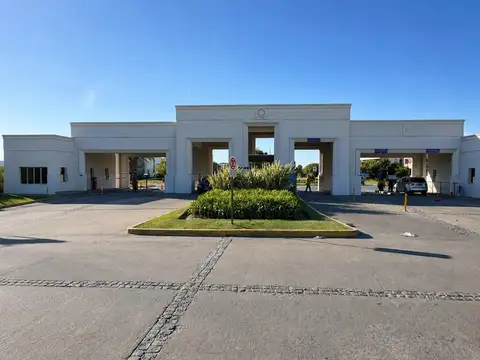 Terreno en Venta 32  mts Fondo
