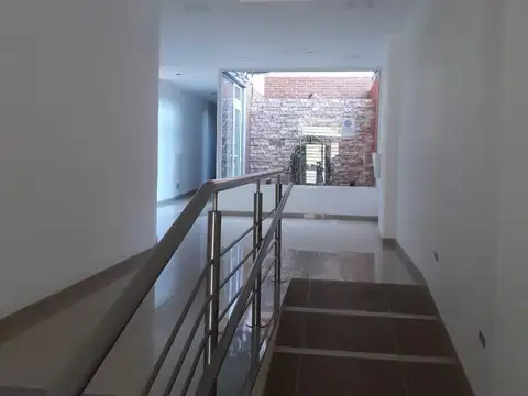 Estrada 822 , Piso 3