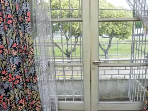 Casa en Venta en Ezpeleta Este, USD 120.000