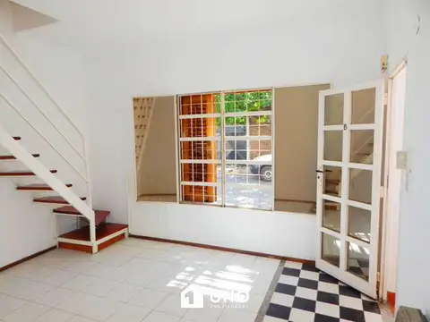 Marcos Paz 3100, Piso 00