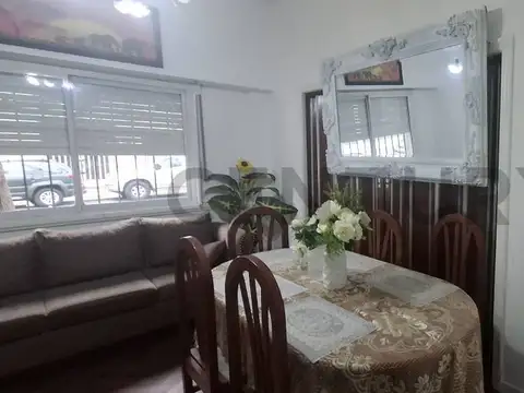 Venta o Permuta de PH en PB a la calle- Palermo