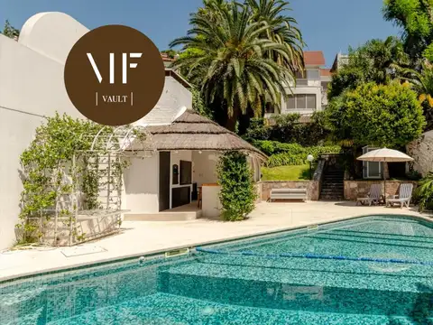 Maravillosa casa en venta con 1018M2 de lote sobre la barranca de Vicente López en cul de sac.