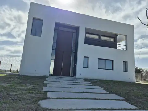 Casa en Venta en Puertos - Barrio Nativas, USD 389.000