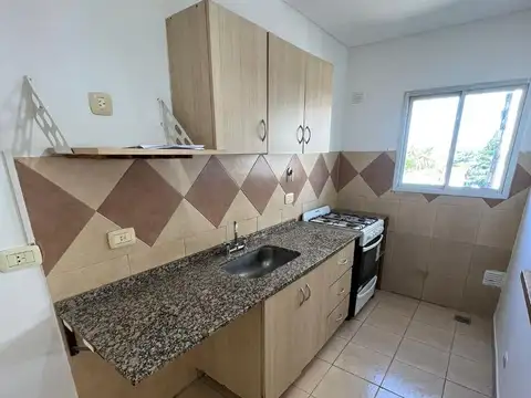 Departamento en Alquiler con 1 cocheras