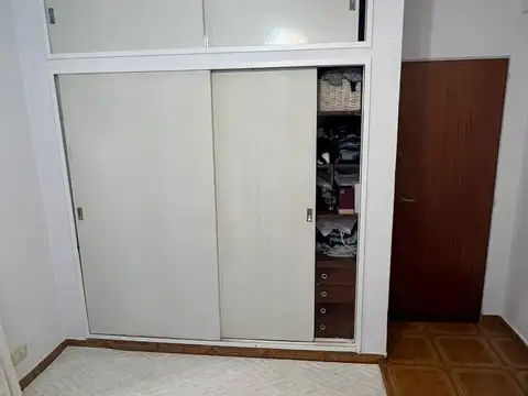 Depto Tipo Casa 4 ambientes con 2 baños