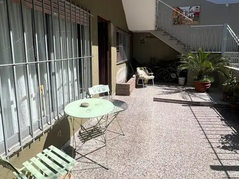 Depto Tipo Casa en Venta de 4 ambientes