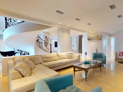 Casa de 6 ambientes en venta en La Plata