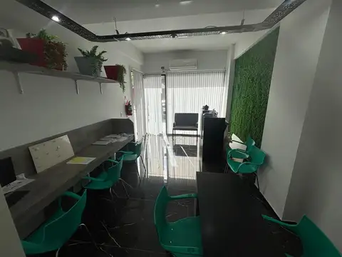 Local en Alquiler en Mataderos, $ 900.000