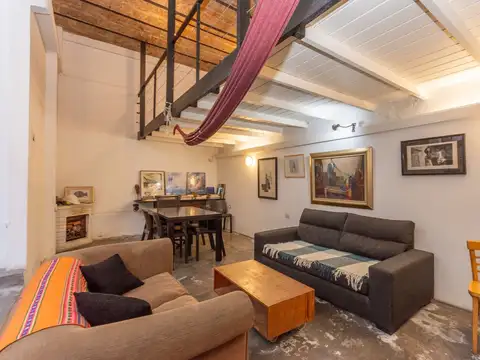 Depto Tipo Casa en Venta en Almagro, USD 180.000