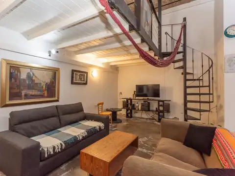 Francisco Acuña de Figueroa 900