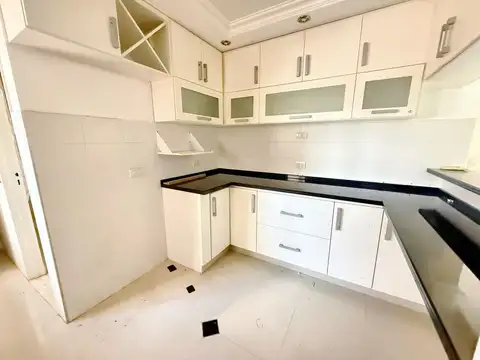 Departamento en Alquiler de 3 dormitorios