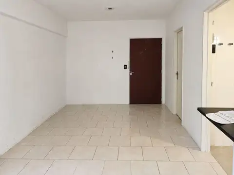 Monoambiente c/Patio en Venta – Parque Patricios