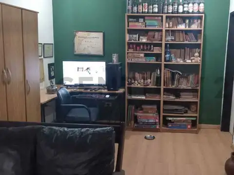 Casa a la venta de dos dormitorios en calle 76 e/121 bis y 122