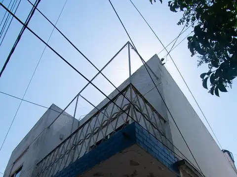 Lanús 2500