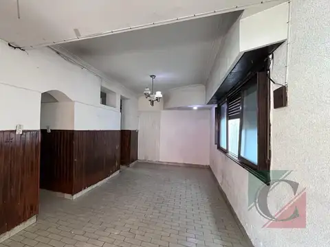 Depto Tipo Casa 5 ambientes con 2 baños