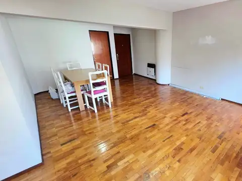Departamento 3 ambientes con 2 baños