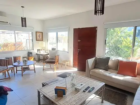 Casa en Alquiler de 3 dormitorios