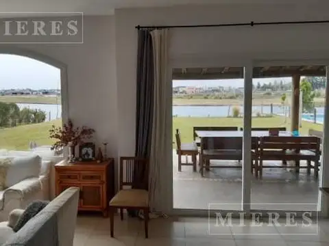 Casa en Alquiler Temporal A Estrenar