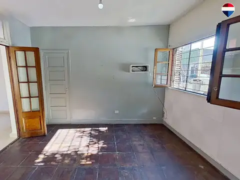 Casa 5 ambientes con 2 baños