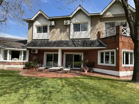 Casa en venta en La Esperanza C. De Campo, Gral Rodriguez, Gba Oeste. Con Doble Lote